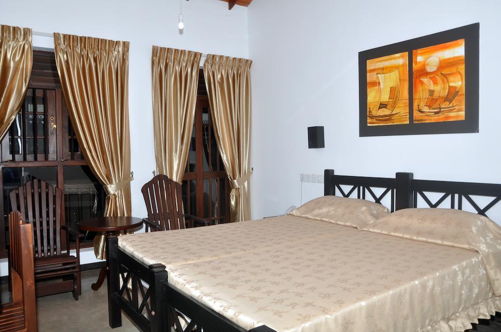 Scandinavia Hotel Hikkaduwa Ruang foto