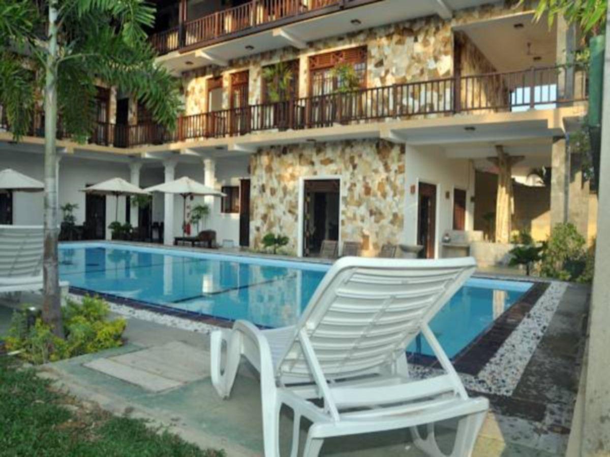 Scandinavia Hotel Hikkaduwa Bagian luar foto