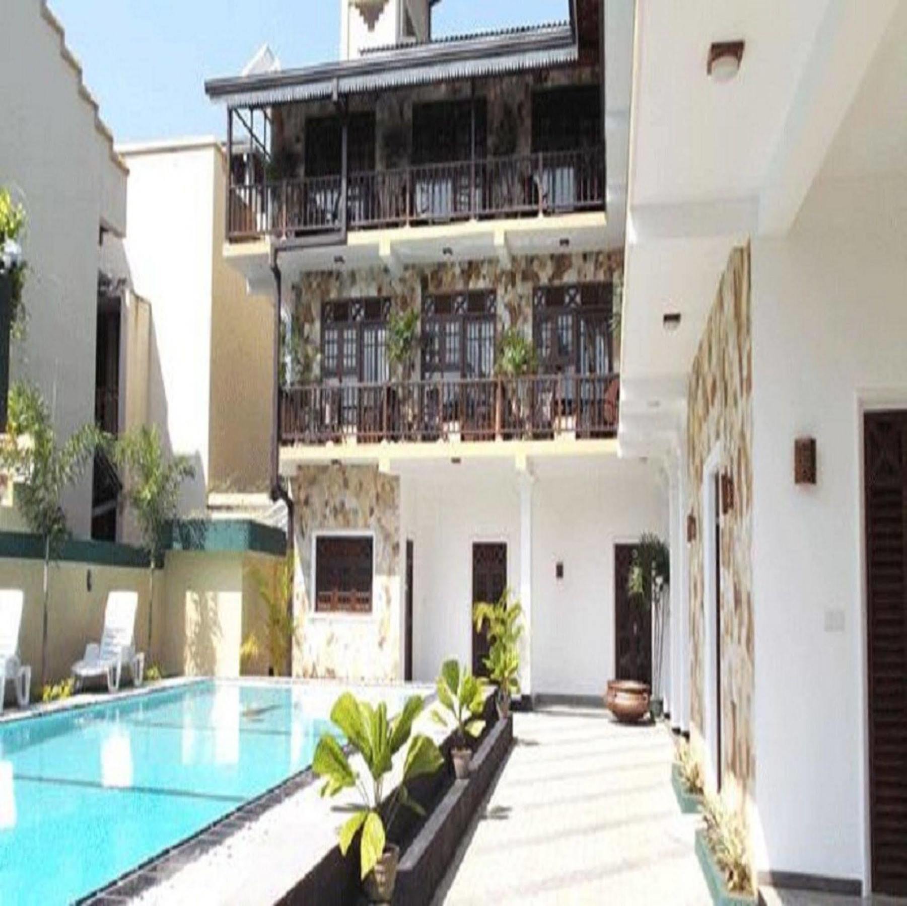 Scandinavia Hotel Hikkaduwa Bagian luar foto
