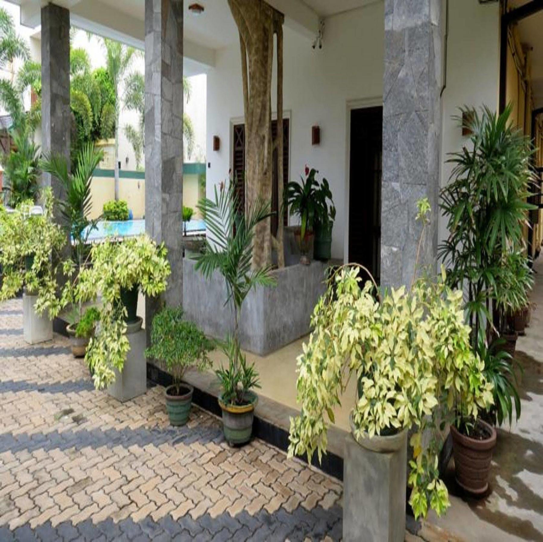 Scandinavia Hotel Hikkaduwa Bagian luar foto